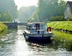 You really must go on a Canal du Midi cruise during your holiday!