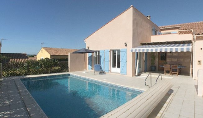 3-bedroomed villa with pool, Pezenas