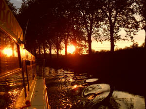 Canal du Midi in the evening